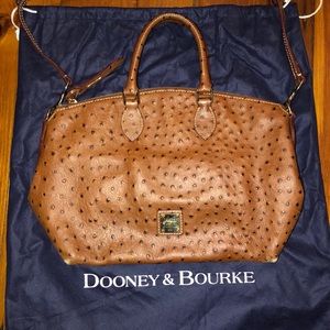 Dooney & Bourke purse